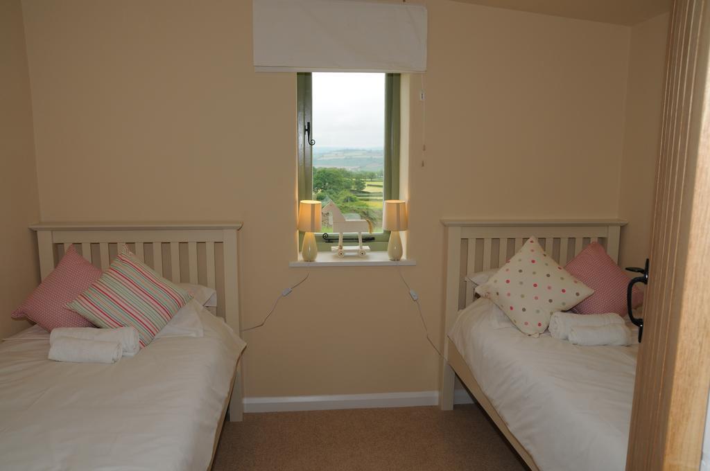 Wyke Farm Hotel Axminster Zewnętrze zdjęcie